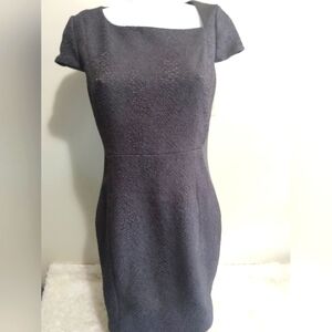 EUC T Tahari woman's size 8P dark brown midi dress